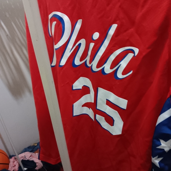 76ers Ben Simmons jersey - Picture 2 of 2